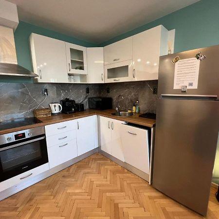 Al Malina 3Bdr Family Apt With Parking Space Near Airport And Iec Sofía Exterior foto
