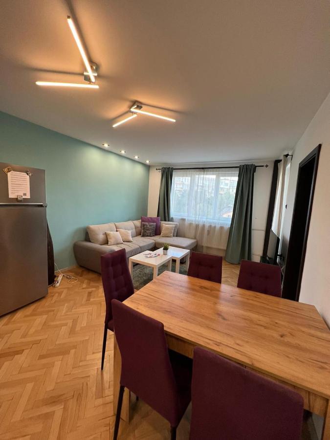 Al Malina 3Bdr Family Apt With Parking Space Near Airport And Iec Sofía Exterior foto